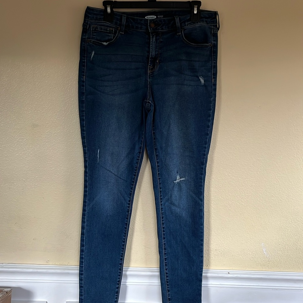 Old Navy Rockstar Super Skinny